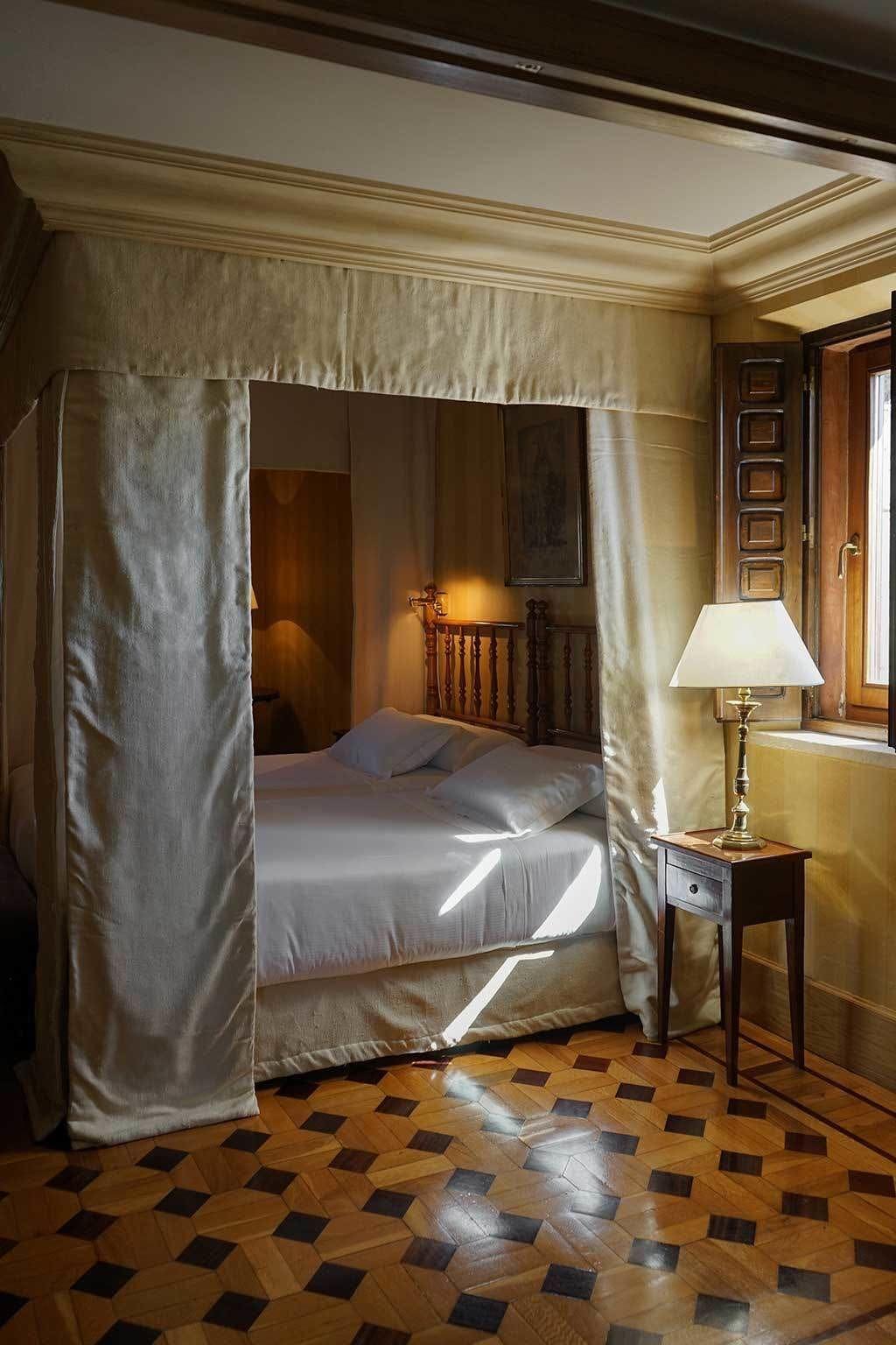 Landa Hotel บูร์โกส ภายนอก รูปภาพ A room at the hotel